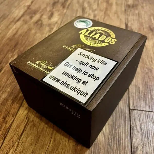 Aliados EPC Robusto - Box of 20