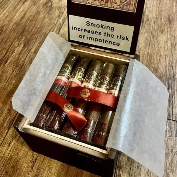 Aliados EPC Robusto - Box of 20