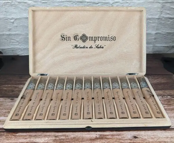 Sin Compromiso Paladinde saka box