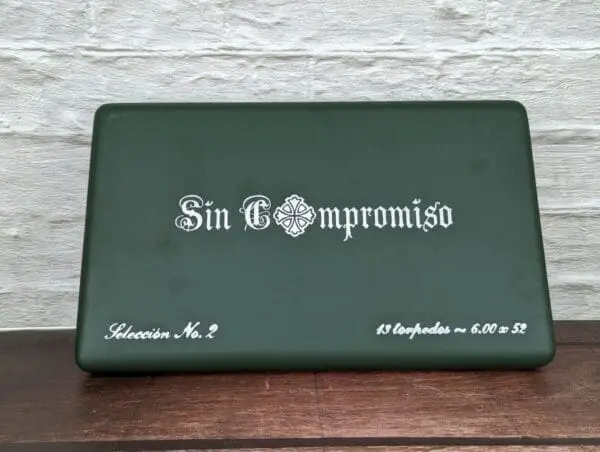 Sin Compromiso Seleccion no.2 Box of 13