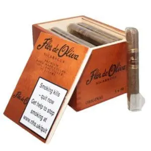 Flor de Oliva Robusto - Box of 25
