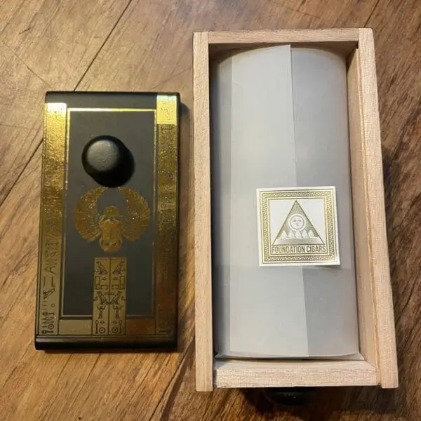 Highclere Castle Senetjer - Box of 12
