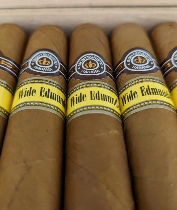Montecristo Wide Edmundo - Box of 10