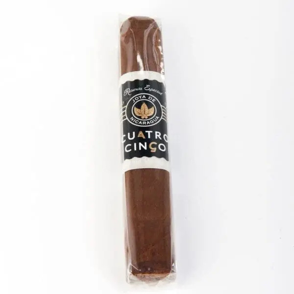 Cuatro Cinco Toro Cigar