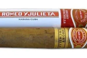 Romeo y Julieta Short Churchill Tubed