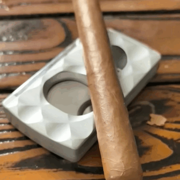 Mantis Universal Cutter in Aqua