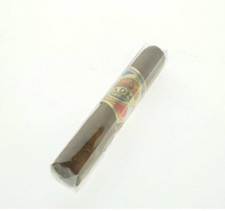 La Aurora ADN Dominicano Robusto Cigar