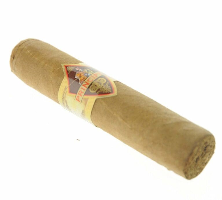 La Aurora Principes Long Filler Claro Sumo Short Robusto Cigar