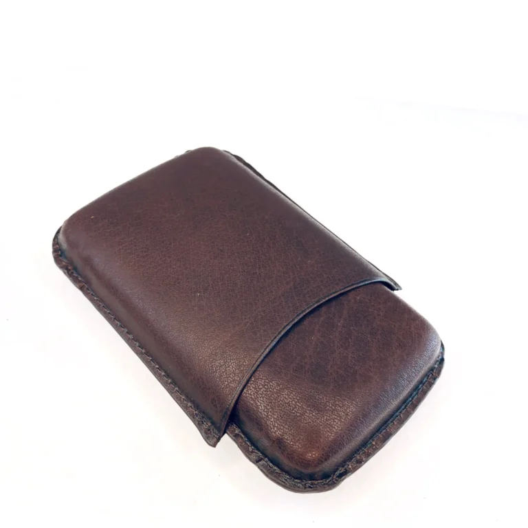 Artamis Brown Leather Cigar Case - fits 3 cigars